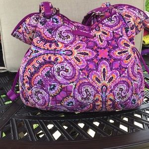 Vera Bradley Glenna satchel;